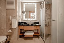 Greenwood Suites Resort - Beispiel Bad Deluxe Suite Superior (Zimmercodierung WSL)