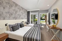Greenwood Suites Resort - Wbsp. Doppelzimmer Standard Poolblick (Zimmercodierung DBP)