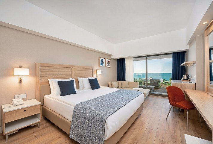 Süral Saray - Wohnbeispiel Doppelzimmer Meerblick (Zimmercodierung DBM)