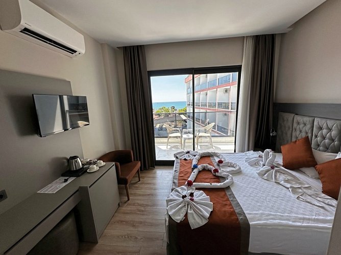 Side Golden Rock Hotel & Spa - Wohnbeispiel Doppelzimmer Erdgeschoss (Zimmercodierung DB1)