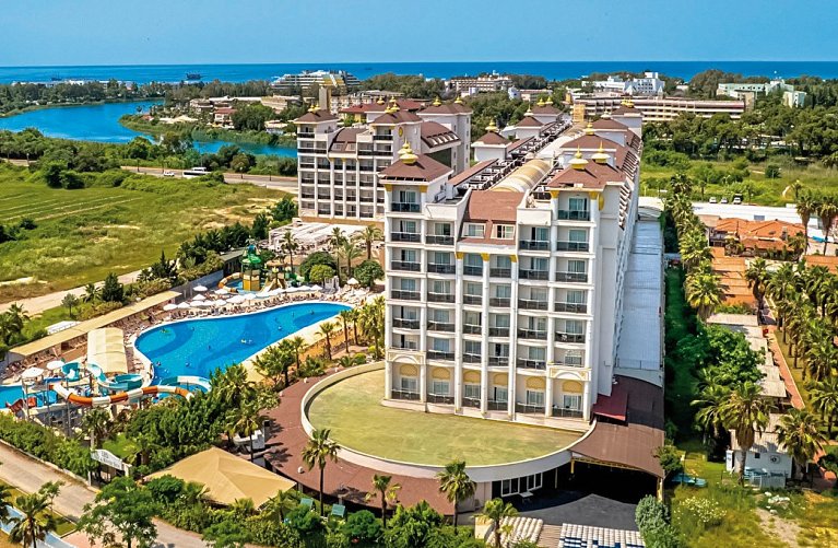 LRS Lake & River Side Hotel & Spa