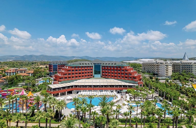 Delphin Deluxe Resort