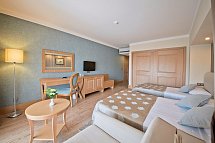 Gypsophila Holiday Village - Wohnbeispiel Familienzimmer mit Verbindungstür (Zimmercodierung FV1)