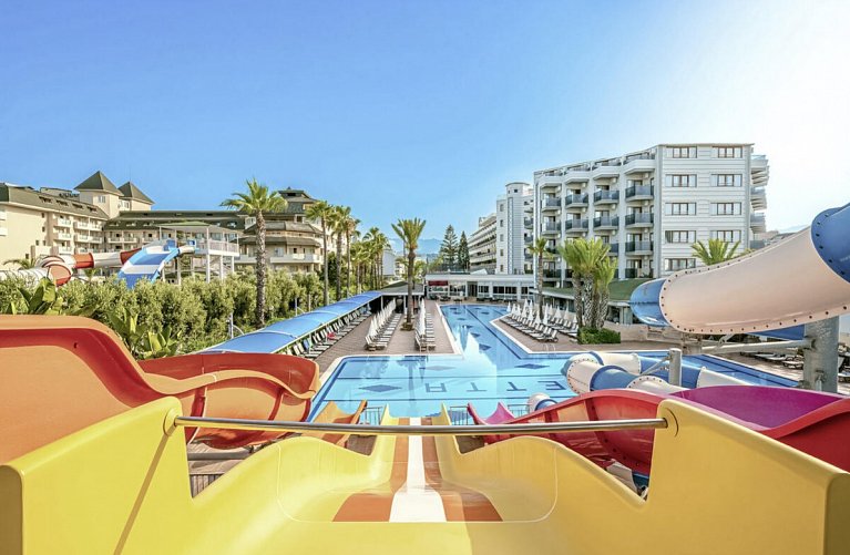Caretta Beach Hotel