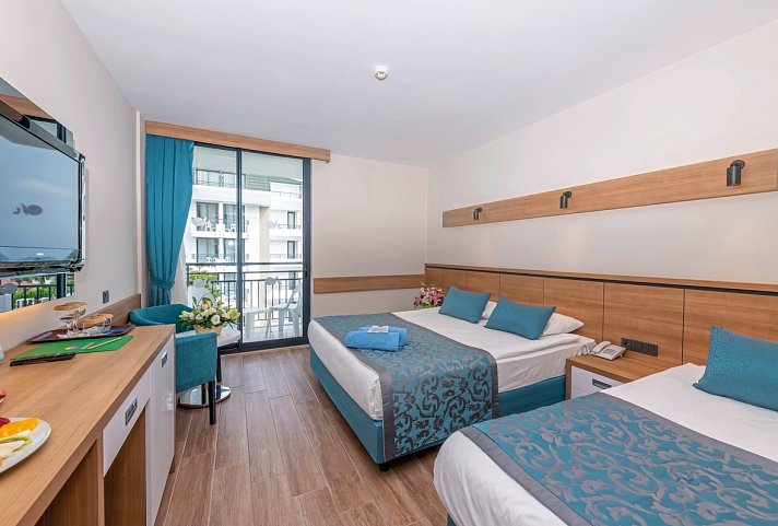 Meryan - Wohnbeispiel Doppelzimmer seitl. Meerblick (Zimmercodierungen DBN & DCN)