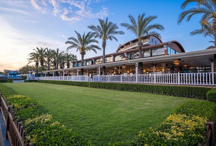 Quattro Family Club DEM Hotel
