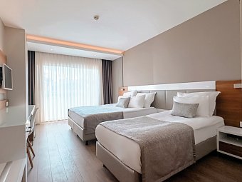 White City Resort - Wohnbeispiel Doppelzimmer seitl. Meerblick (Zimmercodierungen DBN, DCN & DBL)