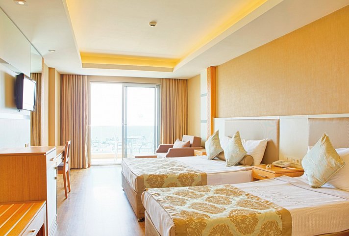 Kahya Resort Aqua & Spa - Wohnbeispiel Doppelzimmer seitl. Meerblick