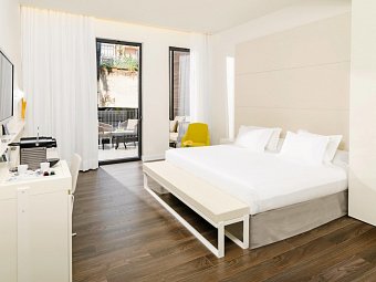 H10 Urquinaona Plaza - Wohnbeispiel Doppelzimmer Superior (Zimmercodierung DS1)