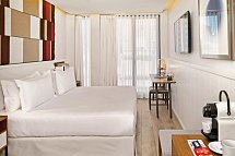 H10 Cubik - Wohnbeispiel Doppelzimmer Classic Barcelona (Zimmercodierung DB1)