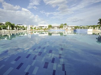 Riva Marina Resort
