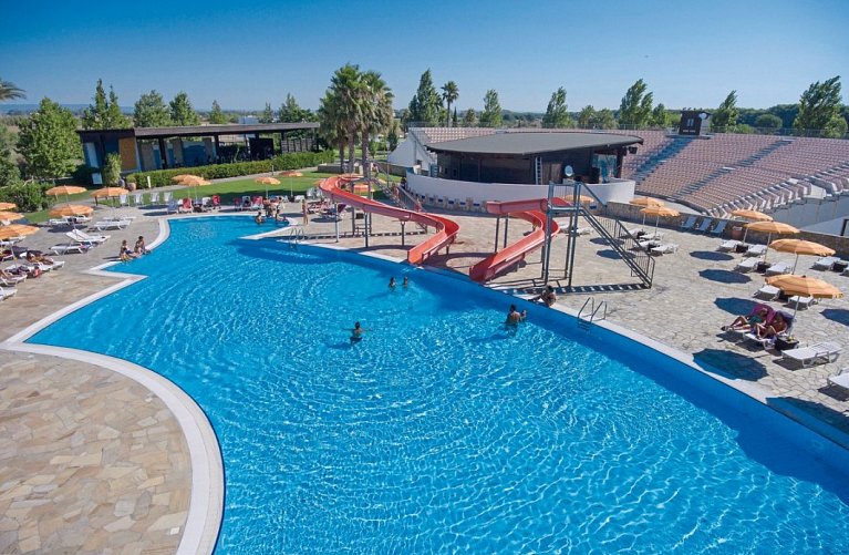 Torreserena Resort