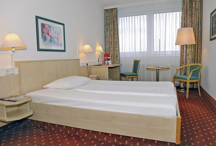 IntercityHotel Schwerin - Wohnbeispiel Doppelzimmer Standard (Zimmercodierungen DG1 & DC1)