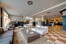 Van der Valk Resort Linstow - Ferienhäuser - Lobby