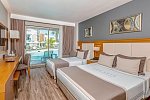 Aquasis De Luxe Resort & Spa
