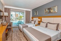 Aquasis De Luxe Resort & Spa - Wohnbeispiel Doppelzimmer Lake House Swim Up (Zimmercodierung U1Q)