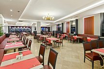 Aquasis De Luxe Resort & Spa