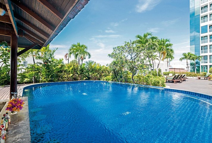 Sunshine Vista Hotel