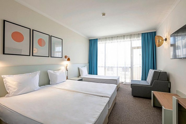 Sol Nessebar Resort