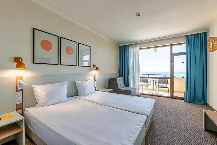 Sol Nessebar Resort