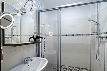 hotel home - Beispiel Bad Doppel-/Einzelzimmer (Zimmercodierungen DB1 & EB1)