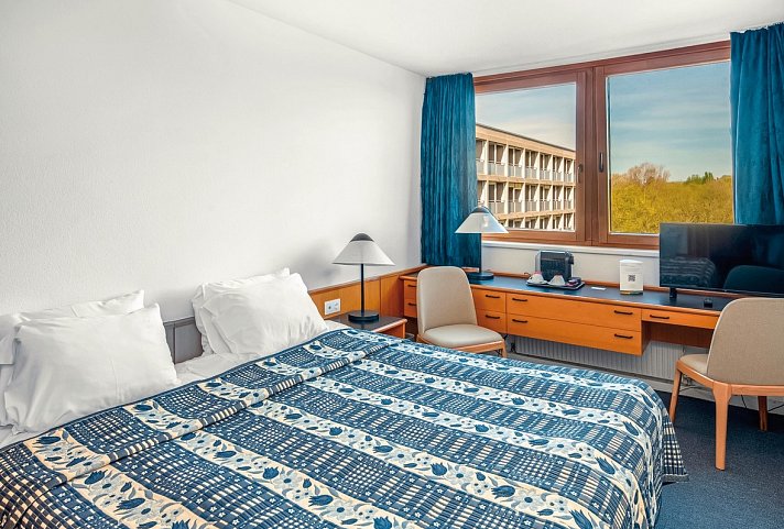 Club Tihany Hotel - Wohnbeispiel>Doppelzimmer Standard Parkseite (Zimmercodierungen DB1, DB2 & DC1)