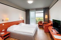 Hunguest Bük - Wohnbeispiel Doppelzimmer im Westflügel (Zimmercodierungen D2A, D3A, DS1 & DS2)