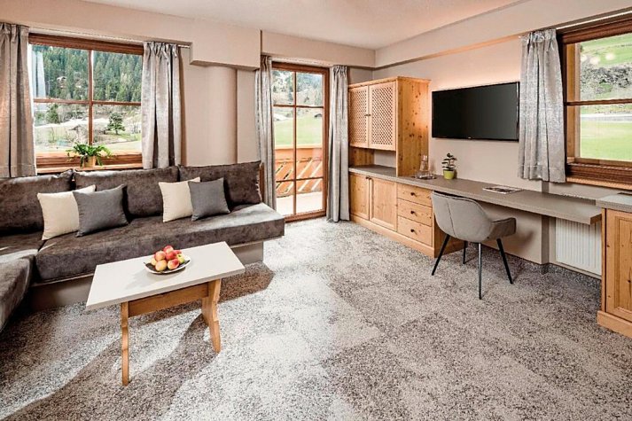 Schneeberg Family Spa Resort - Wohnbeispiel Suite Schneeberg (Zimmercodierung WB1)