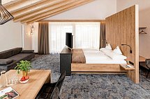 Schneeberg Family Spa Resort - Wohnbeispiel Suite Family Deluxe (Zimmercodierung WD1)