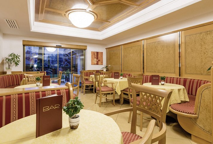 Sonnenburg - Bar/Restaurant