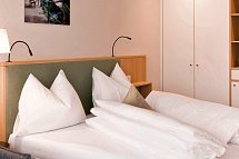 Flora Hotel & Suites - Wohnbeispiel Doppelzimmer Superior (Zimmercodierung DS1)