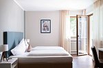 Flora Hotel & Suites