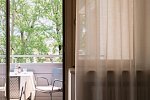 Flora Hotel & Suites