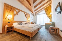 Alpine Mugon - Wohnbeispiel Juniorsuite Mughetto (Zimmercodierung JB1)