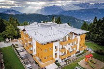 Alpine Mugon - Aussenansicht - Luftaufnahme