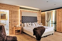 Hotel Salvadori - Wohnbeispiel Juniorsuite (Zimmercodierung JB1)
