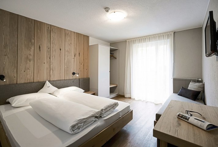 Hotel Adler - Wohnbeispiel Doppelzimmer Komfort (Zimmercodierung DF1)