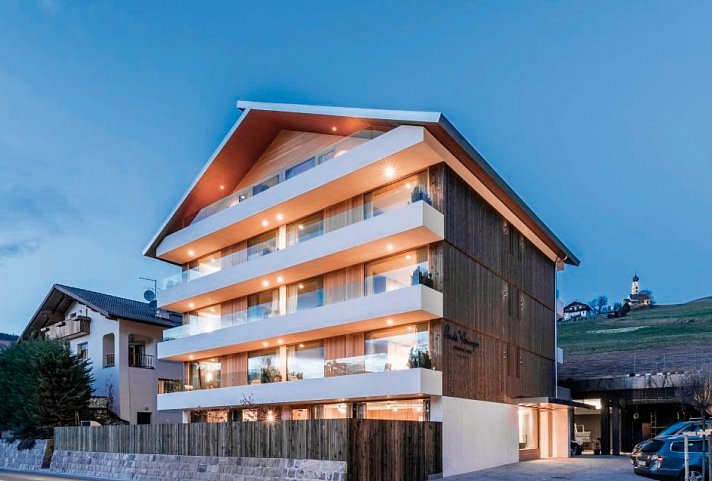 La Paula Apartments & Suites