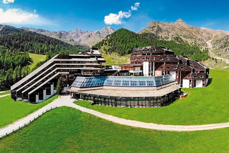 Blu Senales Family & Active Resort