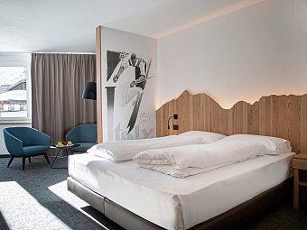 Blu Senales Family & Active Resort - Wohnbeispiel Doppelzimmer Superior (Zimmercodierungen DS1 & TS1)