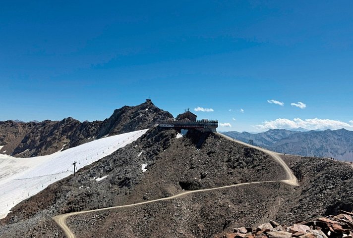 Glacier Hotel Grawand