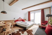 Naturhotel Miraval - Wohnbeispiel Almsuite (Zimmercodierung WB1)
