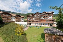 Golf Hotel