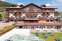 Golf Hotel
