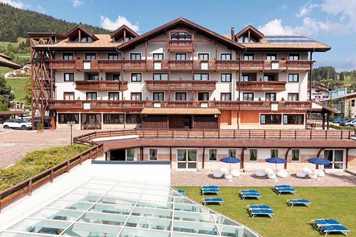 Golf Hotel