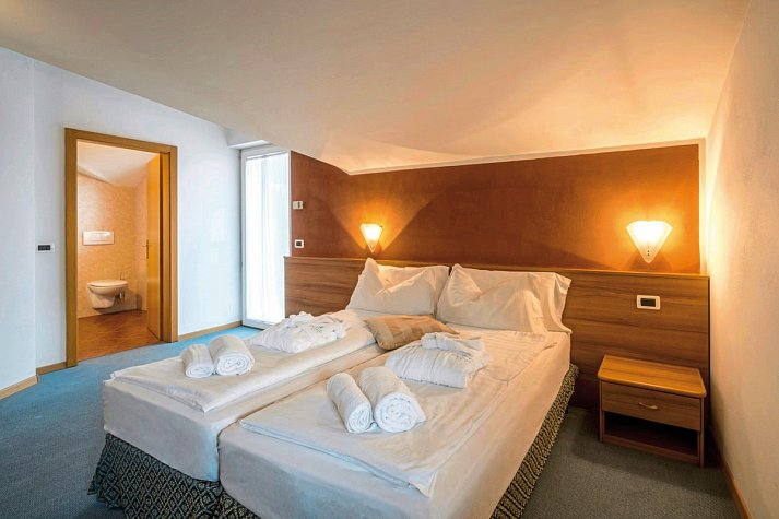 Alle Piramidi - Wohnbeispiel Doppelzimmer Standard (Zimmercodierung DG1)