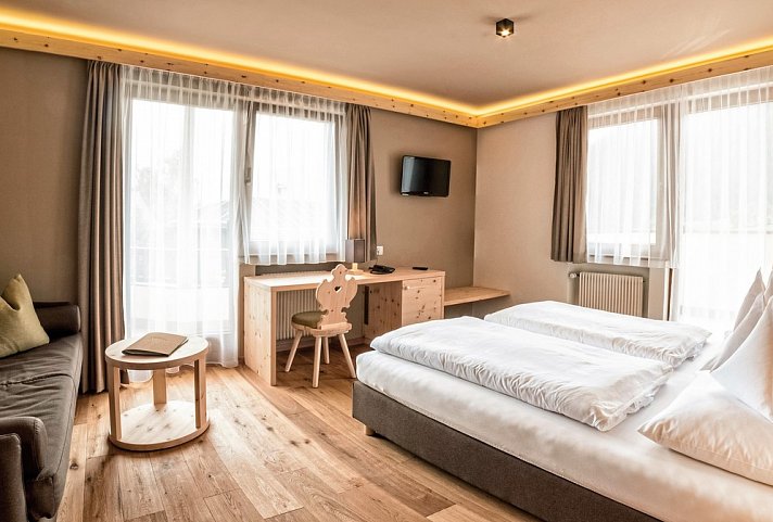 Autentis - Wohnbeispiel Doppelzimmer Zirm (Zimmercodierung DB1)