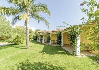 Garden Beach Cala Sinzias