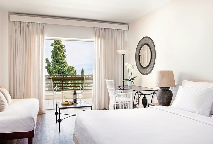 Grecotel Daphnila Bay - Wohnbeispiel Double Room Superior Sea View Private Balcony (Zimmercodierung DSM)