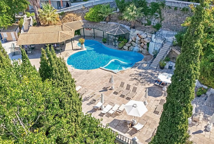 Paleokastritsa Palace